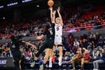 征战NCAA！邓雨婷：不太喜欢被称为&ldquo;李梦接班人&rdquo; 未来想进WNBA