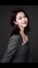 🧐图啥呢？被锤出轨的青岛主帅刘维伟，明明妻子都这么好看~